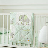 Wildlife Pistachio Crib-sheet